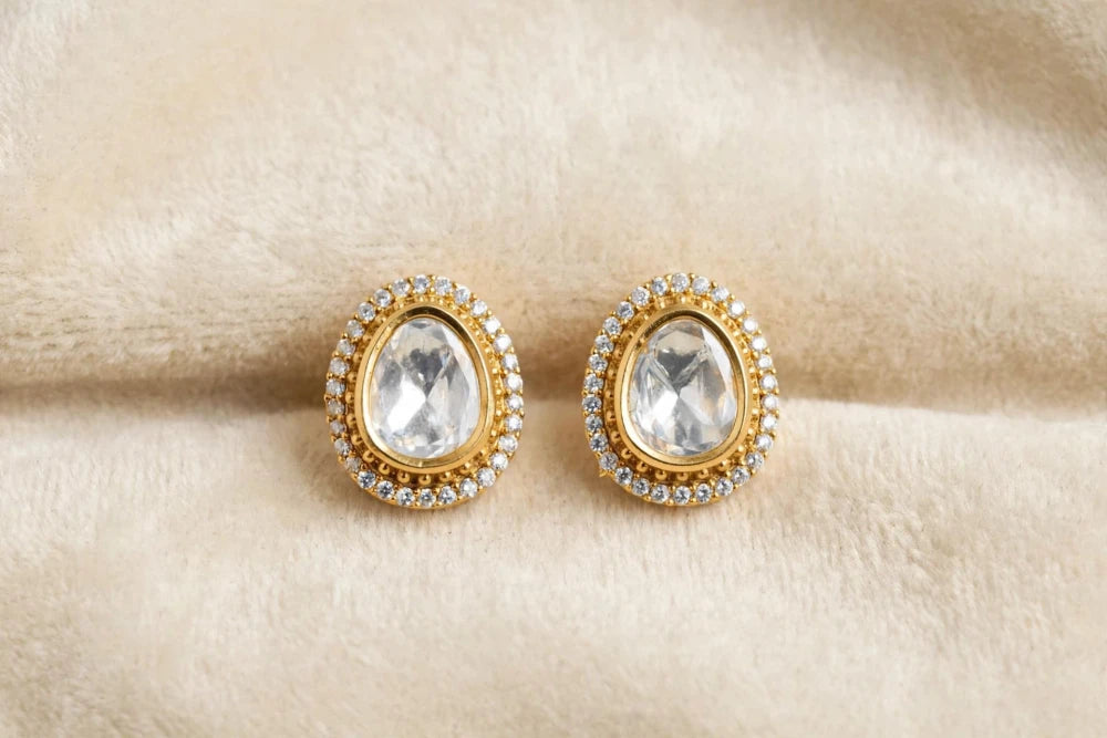 Classic Kundan Teardrop Stud Earrings